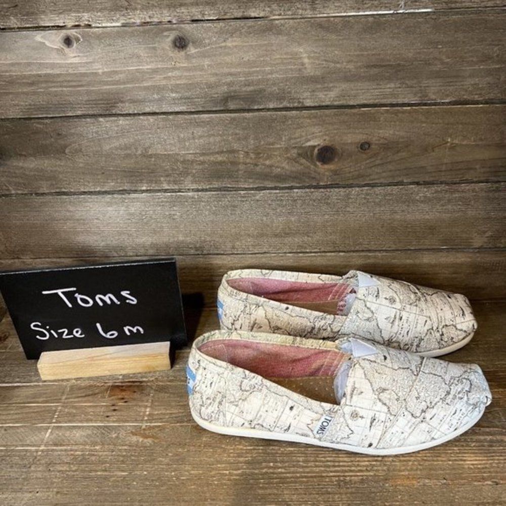 Womens Toms World Map Beige Slip On Casual Shoes Loafers Size 6 M EUC